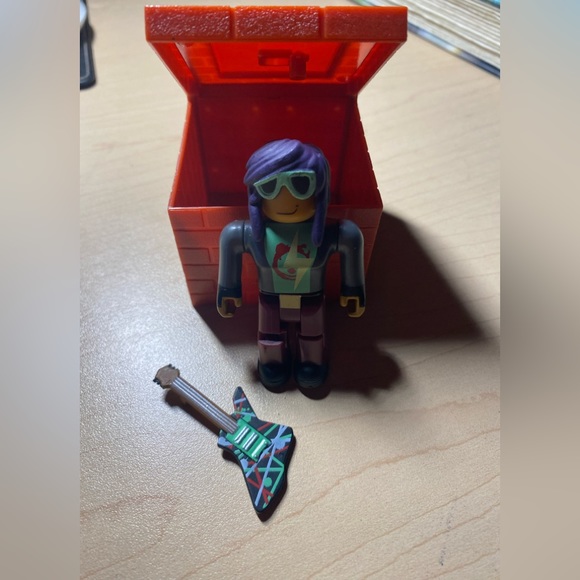 Roblox Rockstar action figure toy video game player teen boy with guitar - Picture 2 of 3